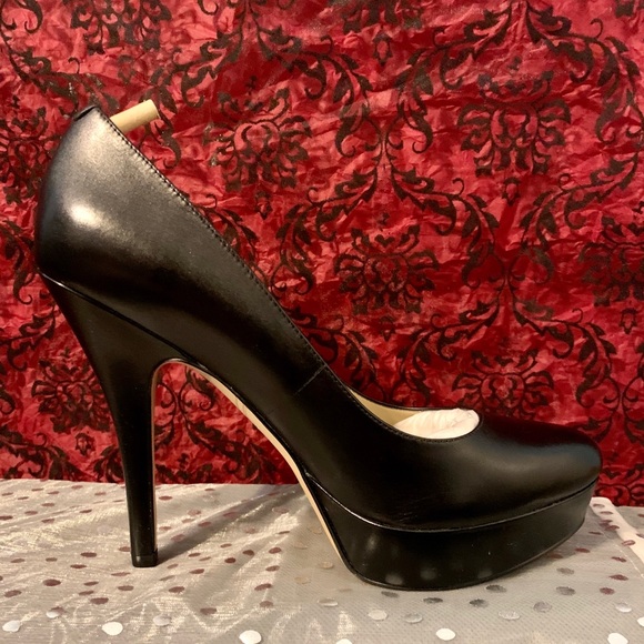 Enzo Angiolini black leather platform pumps size 8 - Picture 5 of 7